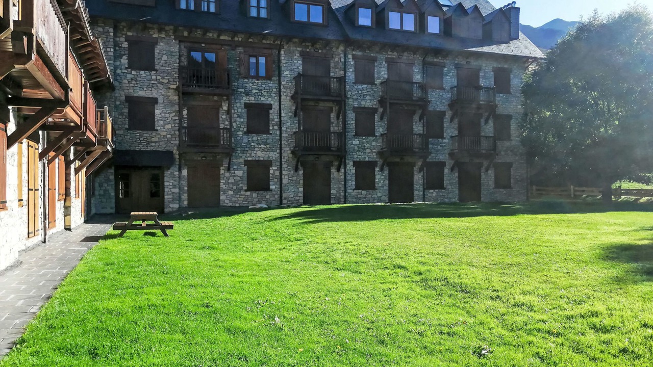 Photo of Others in Taull