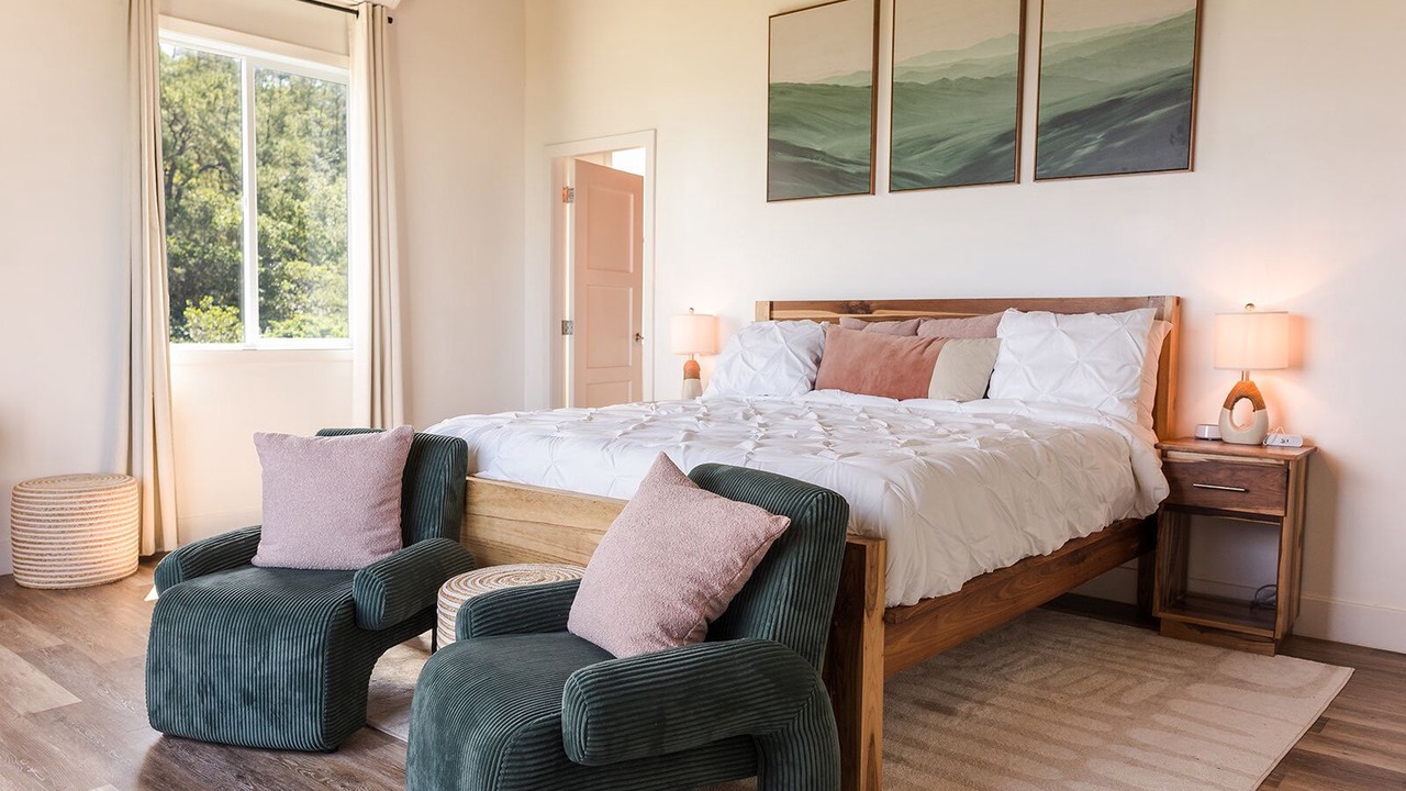 Photo of Bedroom in Camp Bay
