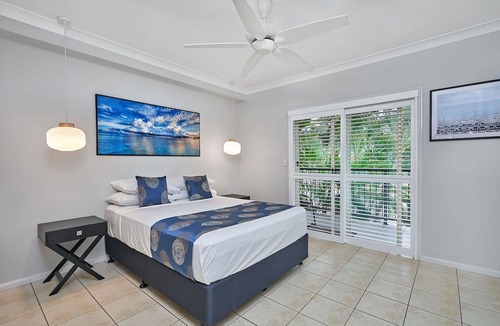 Clifton Beach Apartment | Coral Views At Clifton beach