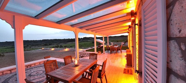 Lovely Villa with Backyard in Bozcaada near Beach in Canakkale