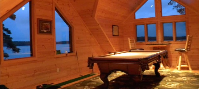 Luxurious Wilderness New Log Home Borders Bwca, National Park in Crane Lake