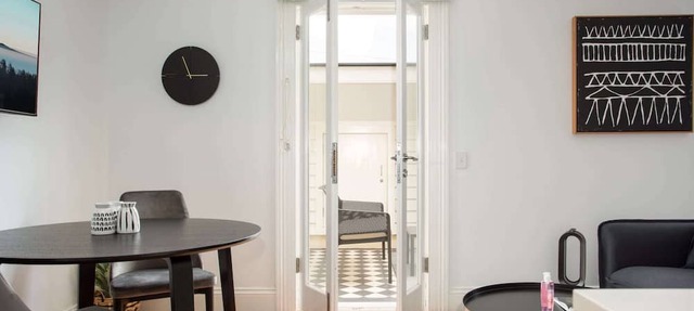 Stunning Studio with Alfresco Terrace near Trains in Lewisham