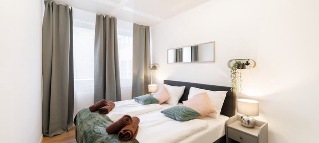 Modern New 120m2 Apartment City Center KaDeWe/ZOO in Berlin