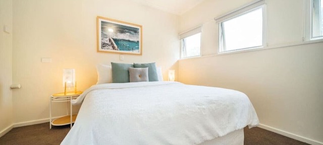 Beachy Keen on Moseley - Laid-Back Stay by the Jetty in Glenelg