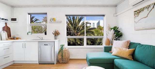 Ray's Place by the Riverside in Glenelg North