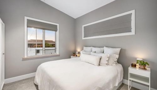 The Ausly Architectural Coastal Retreat with pool pet friendly in Aldinga Beach